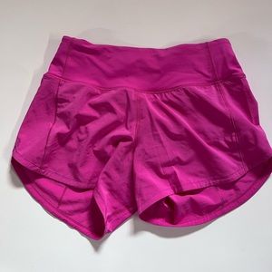Lululemon Sonic Pink Speed Up 4” Size 2